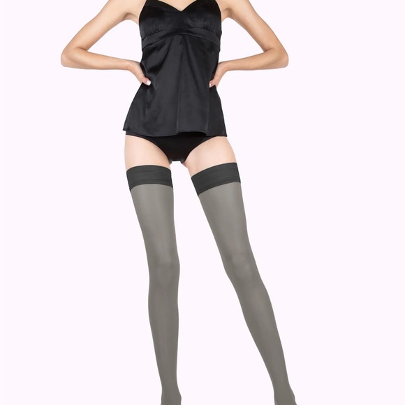 TOSCA Matte Colour Thigh Highs - Picture 4 of 5